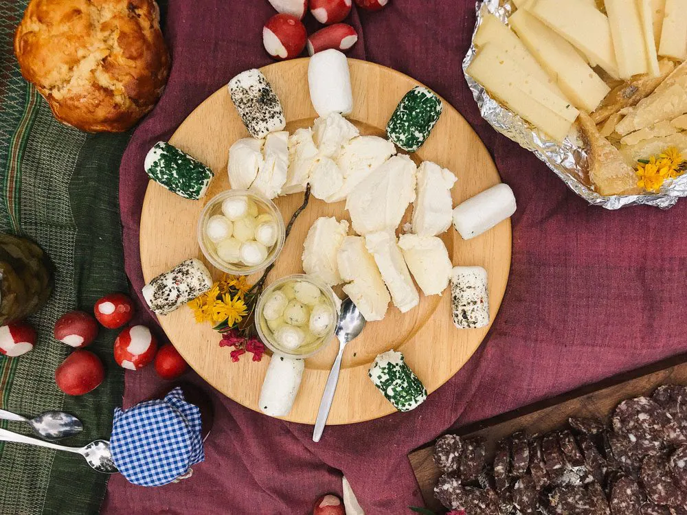 kaese_poschiavo-bio-suliv Slow Food Picknick im Valposchiavo