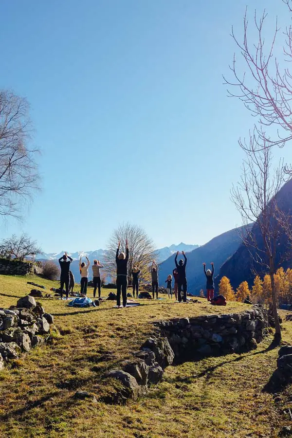 Outdoor Yoga Herbst Valposchiavo